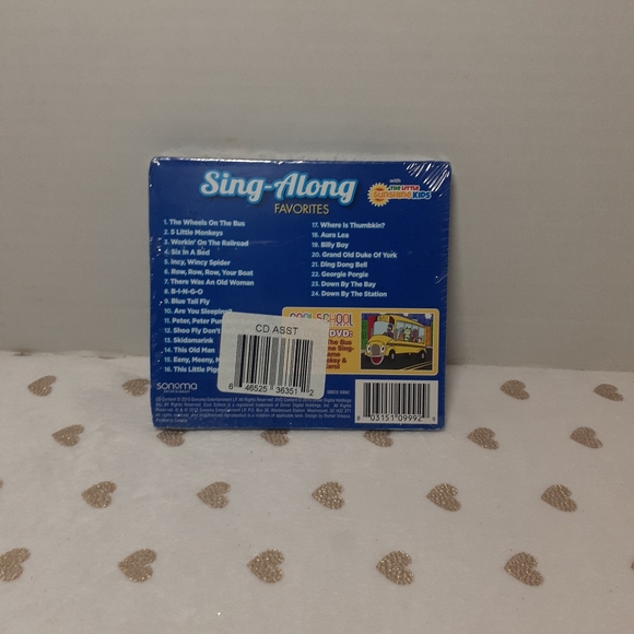 📀📼 10/$25 *NIP* YOUTUBE's Cool School Series CD Sing Along Songs - Picture 2 of 2
